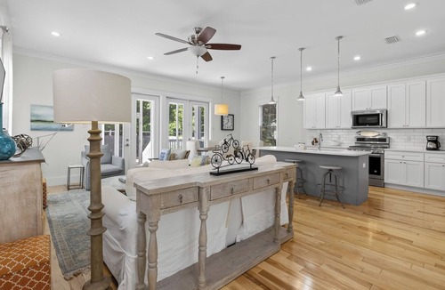 San Juan House | Seagrove Beach Home + Private Pool & Bikes