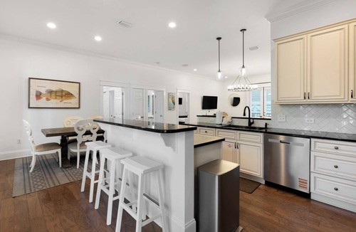 San Juan House | Seagrove Home- Pet Friendly, Private Pool, & Bikes