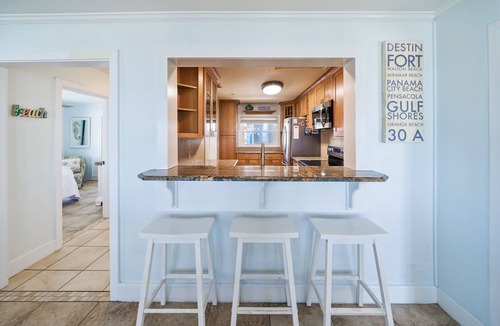 Bahama Beach House | Seahorse! Incredible Gulf Front Home. 2 Homes for 1 Price. Hot Tub. Awesome.