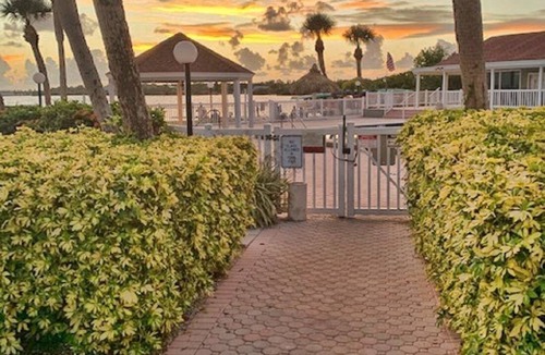Bayview Condo | "Seas the Day" with your Private Beach
