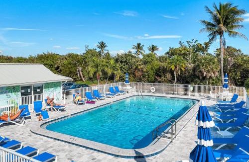 Sanibel Apartment | Seashells #42