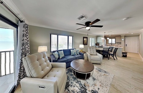 Mid Island Condo | Seaside 510 | Newly Updated, Top-floor Corner Condo w/Gulf Views