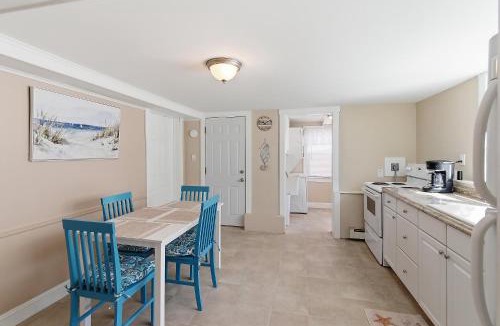 Ortley Beach House | Seaside Park Spacious 6 Bedroom 3 baths Ocean Block House 8 Beach Badges 4 Car private parking