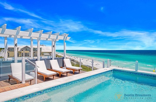 Seawalk Circle House | ✨ Seawalk Sanctuary | Private Beach Access | Rooftop Pool & 30A Views | FREE Chair Service