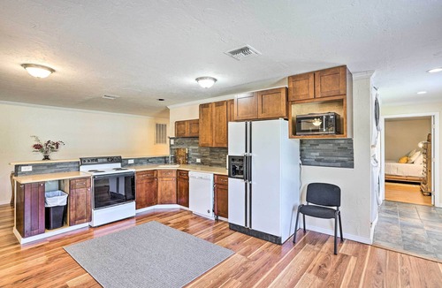 Sun 'N Lake Condo | Sebring Condo w/Game Room < 13 Mi to Raceway