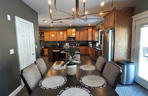Thompson Ridge Bed & Breakfast | Secluded Ranch Retreat with Pool, Hot Tub,Sauna