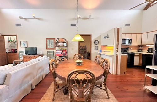 Edisto Island House | Second Row Classic w/Screened Porch; Across the Street From Beach Access; WiFi & Cable TV's