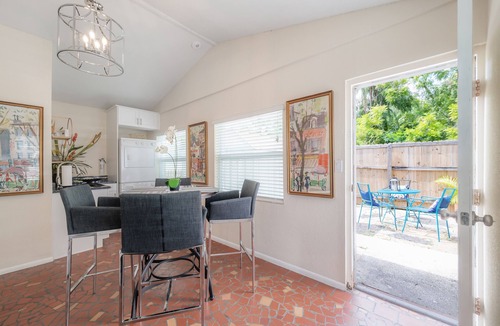 Old Seminole Heights Apartment | SEMINOLE HEIGHTS - Tampa - Outdoor Patio - Minutes from Downtown