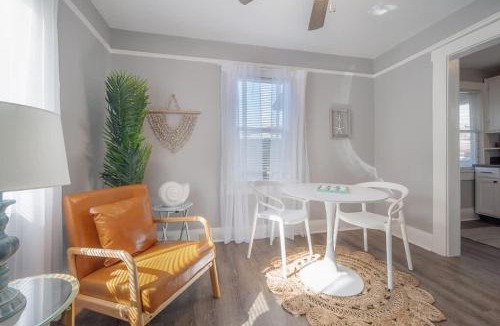 Seminole Heights House | Serene Beachy Bungalow with Large Screened Porch!