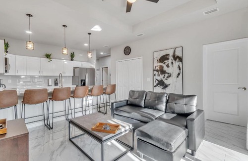 Westminister Apartment | Serene Golf View Retreat