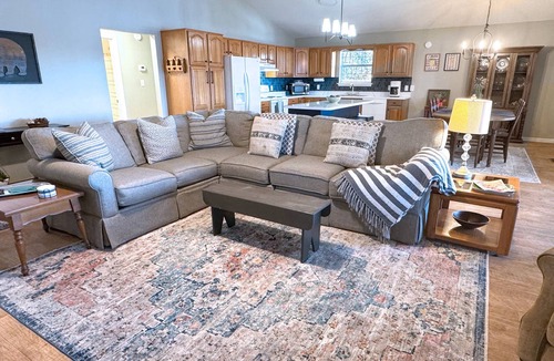 Tallahassee House | Serene Lake Talquin Waterfront Lakehouse on Forest Border w/Beautiful Views