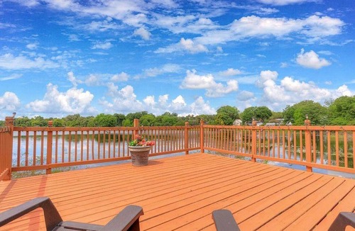 Lake Helen House | Serene Lakefront Room with Private Bath & Scenic Views in Lake Helen, Florida