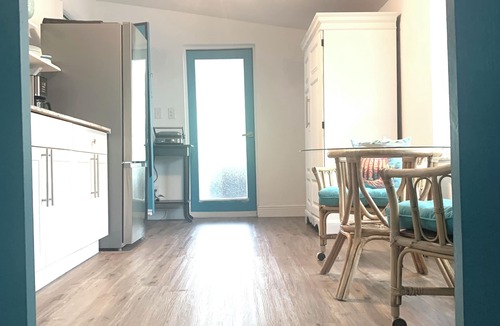 Port Charlotte - Charlotte Harbor House | Serene- pool house with large enclosed oasis of local artist in Port Charlotte