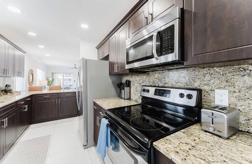 Boca Raton Apartment | Serene Waterfront 2BR 2BA with Intracoastal Views, Pool, Balcony, Parking