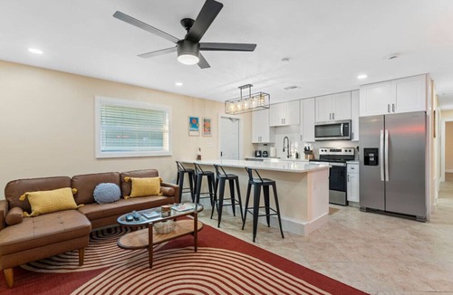 Cocoa Beach Apartment | Shark Tank Cocoa Beach 2 Units Perfect for Families Walk to Beach, Bars, & Shops