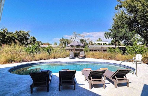 Southgate House | Siesta Key 3BR w/Heated Pool, Game Room & Lanai