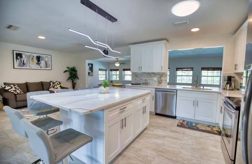Gulf Gate Estates House | Siesta Key Paradise-Pool Oasis