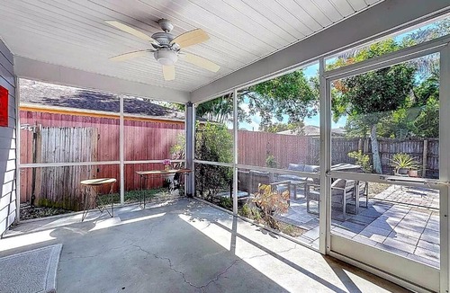 Ridge Wood Heights House | Siesta Key Paradise