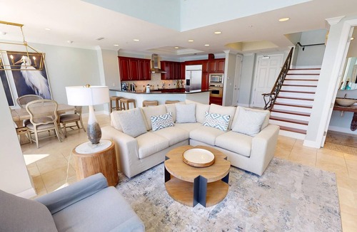 Destin Condo | Silver Beach Towers 1905E is a Gulf Front 3 BR Penthouse - views are spectacular