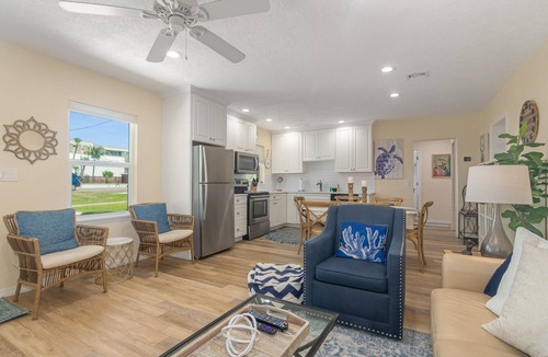Cocoa Beach House | Sizzling Prices-COOL Summer Retreat