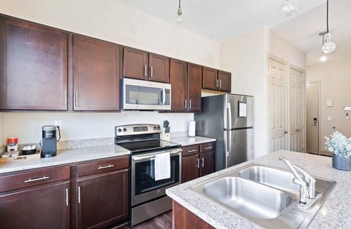 Montgomery Apartment | Sleek 1BR Stay | City Comfort + WiFi