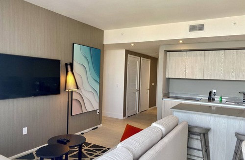 Hollywood South Central Beach Apartment | sleep by the sea on this luxurious unit
