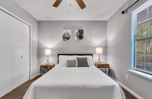 Southside House | SMV Spacious Stay Sweetwater