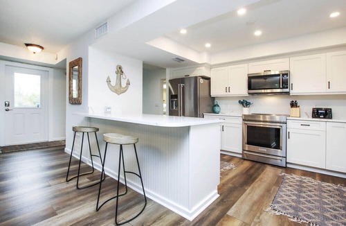 Captiva House | Snook Away - Six bedroom bay front home nicely updated