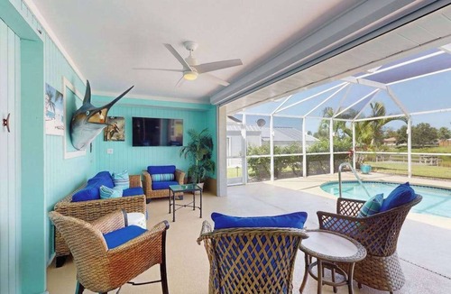 Englewood East House | Snowbird-friendly home with private pool, water views, patio & sunroom