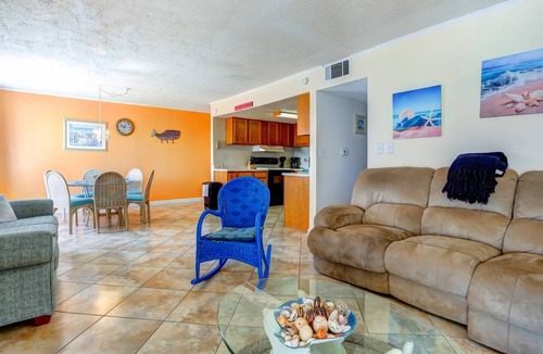 Shalimar Condo | Snowbird Friendly-Shalimar Waterfront |Views of Choctawhatchee Bay |Pool | Close to Bases