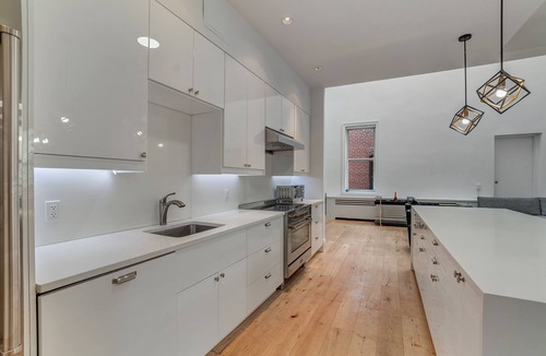 Hudson Square Apartment | Soho duplex PH with private terrace