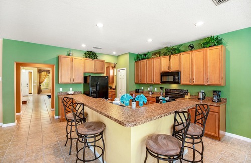 Watersong House | SOUTH Facing Pool for Ultimate Sunshine! Family Fun! Close 2 Disney! 417