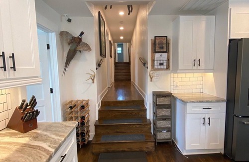 Kite House | South Georgia Lake House Retreat