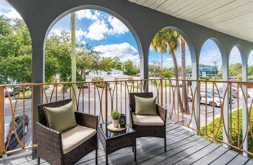 Beach Park Apartment | South Tampa Oasis | Pool, Gym & King Suites