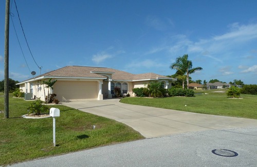 Pine Valley Villa | South West Facing 4-bedroom villa Rotonda West, Overlooking Nature Reserve
