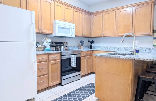 Enterprise House | Southern Comfort 3BR/2.5 bath 5 min to base*pool*