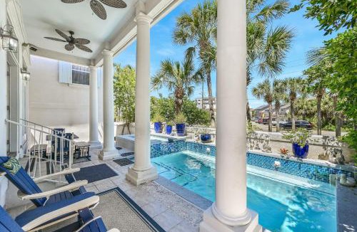 Holiday Isle House | Southern Nights At Destin Pointe Resort
