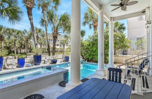 Holiday Isle House | Southern Nights At Destin Pointe Resort