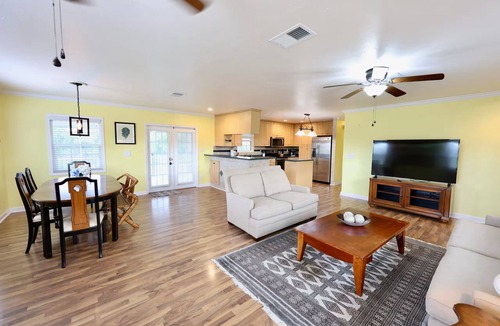 Saint James City House | Spacious 2-bedroom upstairs unit in a house surrounded by nature in Pine island