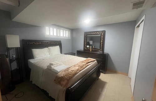 Flatlands Apartment | Spacious 3-bedroom apartment in amazing Brooklyn with AC