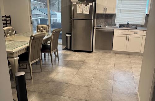 Central Islip House | Spacious 3 bedrooms 2 Bathrooms house in Central Islip NY