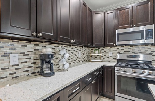 North Bergen Apartment | Spacious 3-bedroom apartment with AC in North Bergen close to NYC