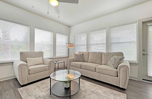 Carver City - Lincoln Gardens Apartment | Spacious 3 BR Haven in Prime Central Tampa