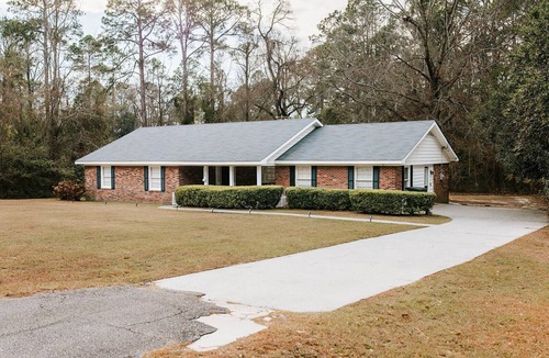 Statesboro House | Spacious 3BR, 2BA Statesboro home with game room - Mins to GSU and Downtown