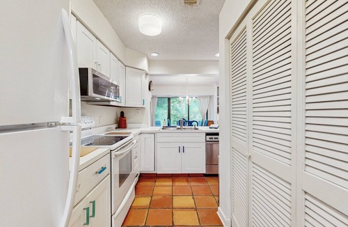 Fernandina Beach Condo | Spacious 3br/3ba Dog-friendly Condo With Pool - Fernandina Beach Access