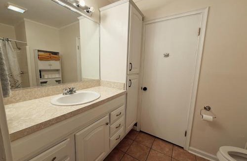 Valdosta House | Spacious 3BR 7 Beds Near VSU, SGMC & Moody AFB