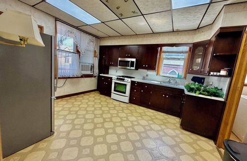 Constable Hook Apartment | Spacious 3BR apt | 20 Min MetLife | Near NYC & EWR