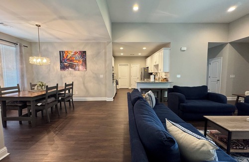 Auburn House | Spacious 3BR Auburn Getaway – Family-Ready and Near All Auburn Has to Offer