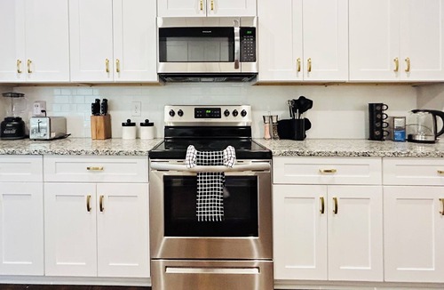 Auburn House | Spacious 3BR Auburn Getaway – Family-Ready and Near All Auburn Has to Offer