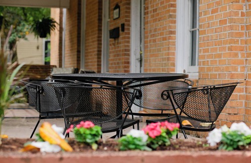 Montgomery House | Spacious 3BR Home | Pool + Pets Welcome